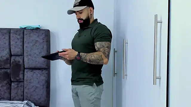 Snapshot of Zack_Froone chatting on 03.18.25 Zack Froone online show from 03.18.25