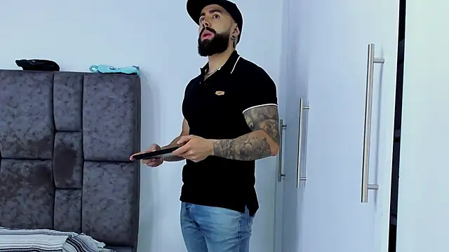 Snapshot of Zack_Froone chatting on 03.19.25 Zack Froone online show from 03.19.25