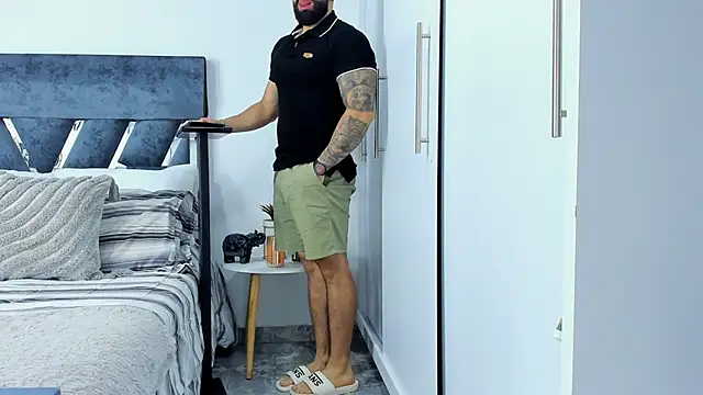 Snapshot of Zack_Froone chatting on 11.28.25 Zack Froone online show from 11.28.25