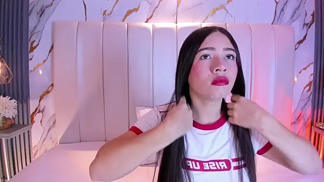 SaraRiley online show from 04.16.26