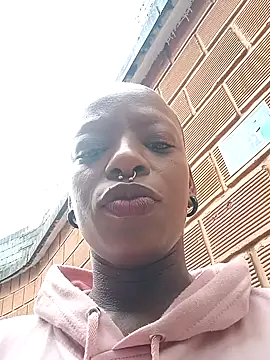 Coco Kiss online show from 10.27.25