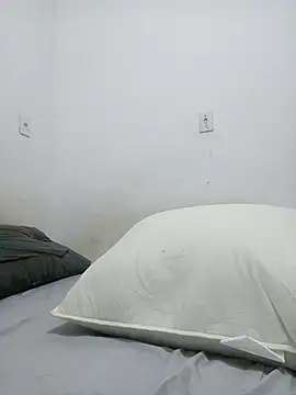 Snapshot of casal7722 chatting on 11.13.25 casal7722 online show from 11.13.25