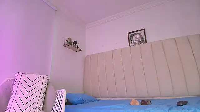 mollyrivera online show from 01.23.25