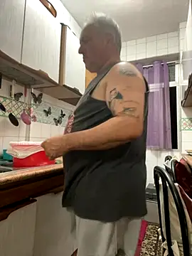 Russirayu online show from 09.19.25