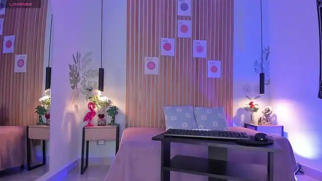 PawgGirl18 online show from 12.05.24