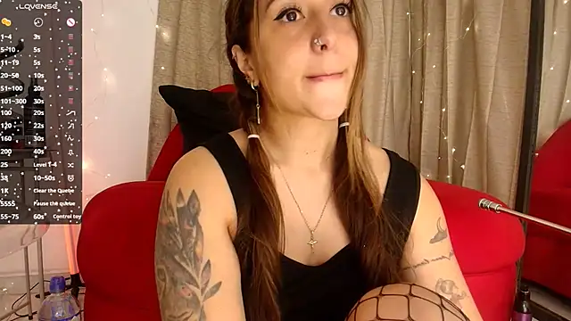 Snapshot of Natasha_Wilde_ chatting on 02.27.26 Natasha Wilde online show from 02.27.26