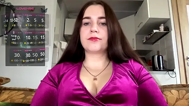 Teylor Love online show from 12.04.25