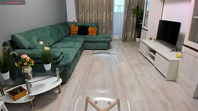 EveEvian online show from 11.28.25