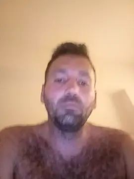 Snapshot of florin421 chatting on 03.17.26 florin421 online show from 03.17.26