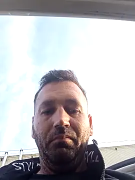 Snapshot of florin421 chatting on 04.03.26 florin421 online show from 04.03.26