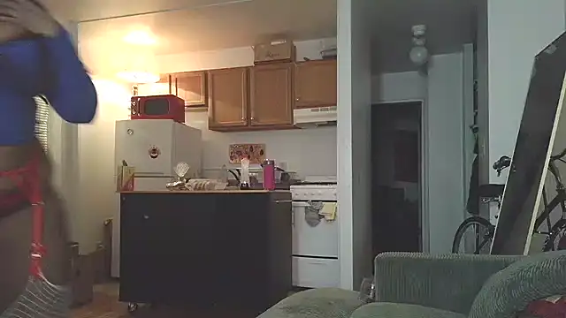 SiminFox online show from 12.18.25