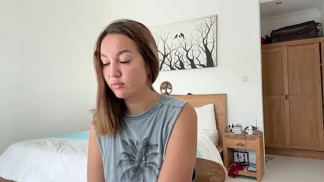 Nelly Fischer online show from 11.20.25