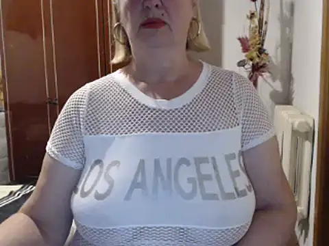 Secretfox online show from 09.30.25