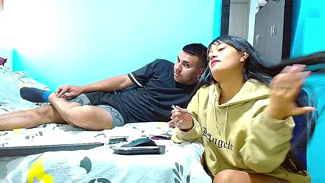 Snapshot of 2ScarletandRyan8 chatting on 01.14.25 2ScarletandRyan8 online show from 01.14.25