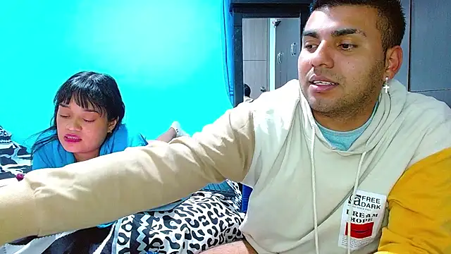 Snapshot of 2ScarletandRyan8 chatting on 01.27.25 2ScarletandRyan8 online show from 01.27.25