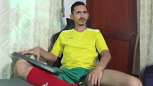 HomeAloneK online show from 04.07.26