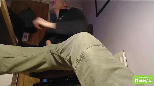 Snapshot of eatmycum4you_1baller chatting on 02.19.26 eatmycum4you 1baller online show from 02.19.26