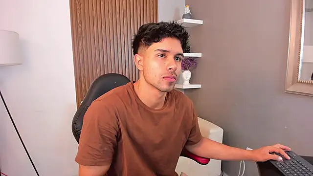 liam collins21 online show from 02.20.25