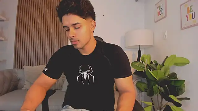 liam collins21 online show from 10.07.25