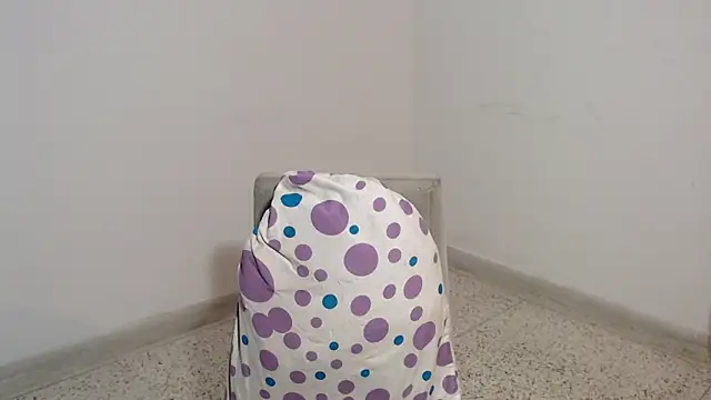 HugeDanex online show from 11.28.25