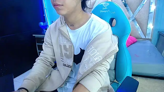 alex 477 online show from 11.17.25