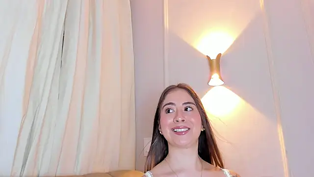 Snapshot of Lia_walton chatting on 11.05.25 Lia walton online show from 11.05.25