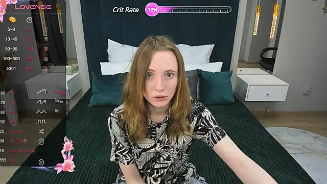 Snapshot of Cowell_Adelina chatting on 02.10.25 Cowell Adelina online show from 02.10.25