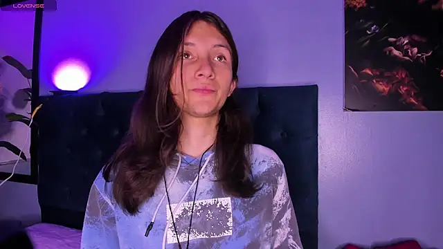 Feniix   online show from 10.03.25