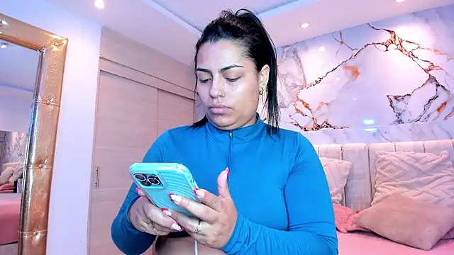 kiana cream online show from 03.05.26