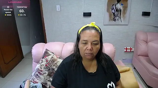 Penelope Nipples  online show from 10.14.25