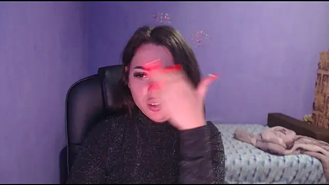 LovelyJulliette online show from 02.01.25