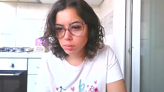 LovelyJulliette online show from 10.23.25