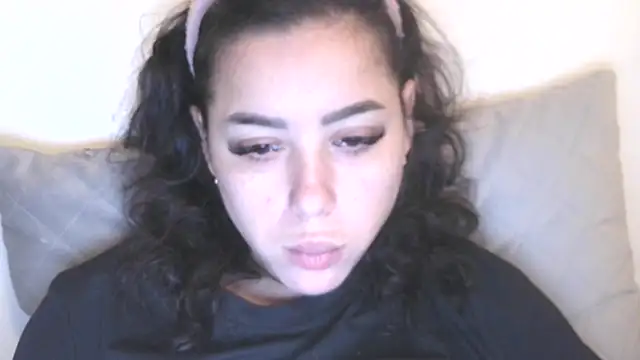 Snapshot of LovelyJulliette chatting on 02.01.26 LovelyJulliette online show from 02.01.26