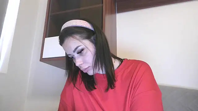Snapshot of LovelyJulliette chatting on 02.25.26 LovelyJulliette online show from 02.25.26