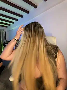 Snapshot of natashasweet chatting on 01.16.25 natashasweet online show from 01.16.25