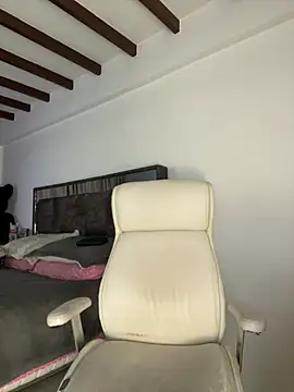 Snapshot of natashasweet chatting on 02.02.25 natashasweet online show from 02.02.25