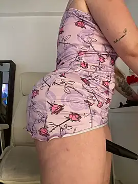 Snapshot of natashasweet chatting on 03.16.25 natashasweet online show from 03.16.25