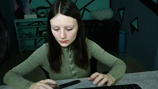 Snapshot of VeliraBraitberg chatting on 01.10.25 VeliraBraitberg online show from 01.10.25