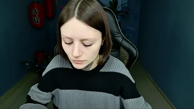 Snapshot of VeliraBraitberg chatting on 03.20.25 VeliraBraitberg online show from 03.20.25