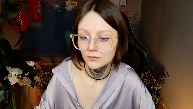 Snapshot of VeliraBraitberg chatting on 03.22.25 VeliraBraitberg online show from 03.22.25