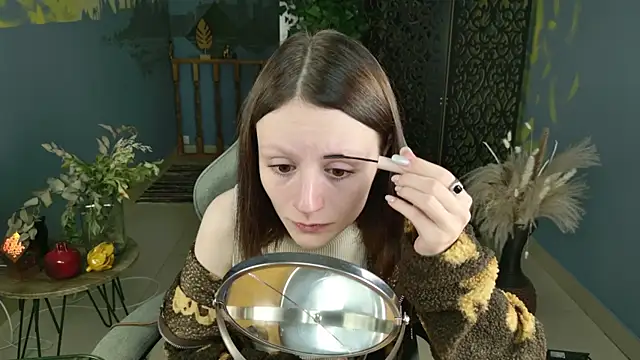 Snapshot of VeliraBraitberg chatting on 09.17.25 VeliraBraitberg online show from 09.17.25