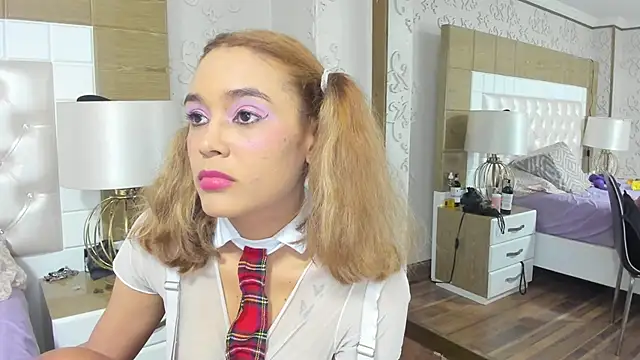 TaraaHot online show from 04.16.26