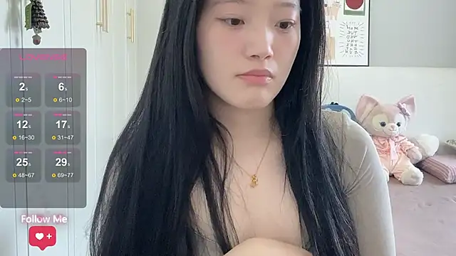 Snapshot of rose-u chatting on 05.05.26 rose-u online show from 05.05.26