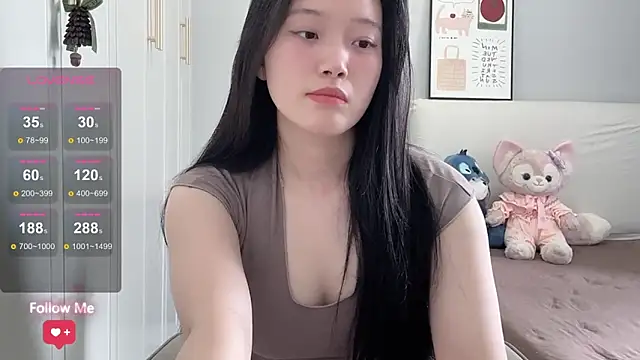 Snapshot of rose-u chatting on 05.27.26 rose-u online show from 05.27.26