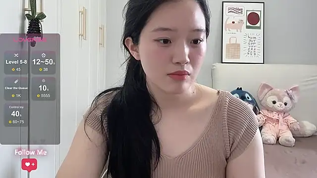Snapshot of rose-u chatting on 06.01.26 rose-u online show from 06.01.26