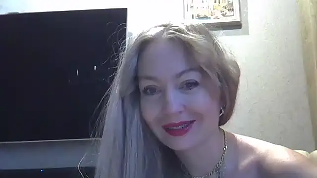 ZarinaSwift online show from 12.06.24