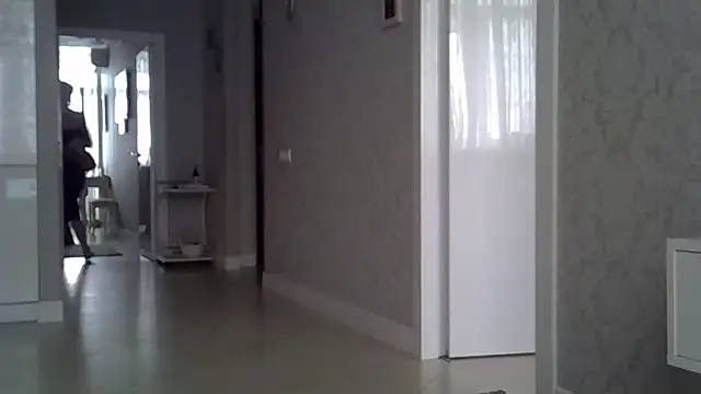 ZarinaSwift online show from 02.18.25