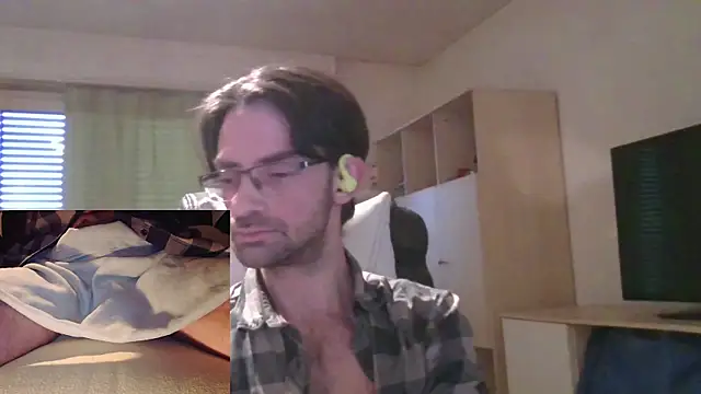 Drmoriarty07 online show from 12.15.24