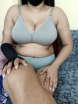 Snapshot of OnlyPragya chatting on 03.19.25 OnlyPragya online show from 03.19.25