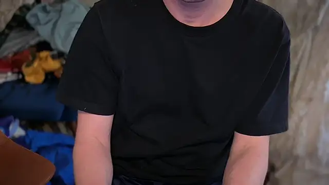 Snapshot of CupidZass chatting on 06.15.26 CupidZass online show from 06.15.26